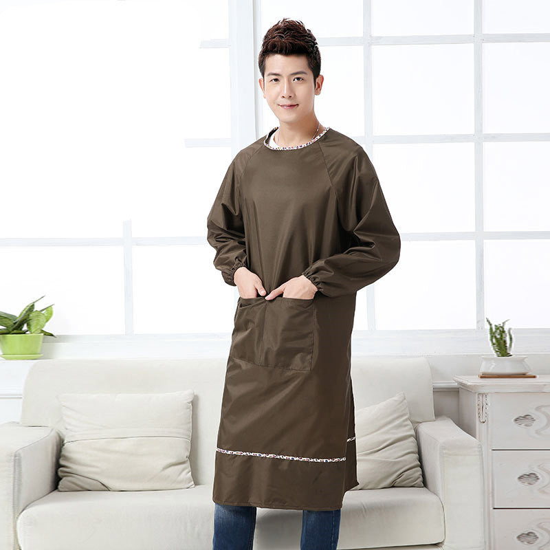 Kitchen apron with long sleeves